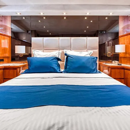 Yacht Falcon Five