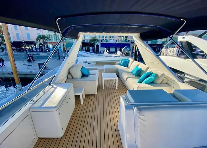 Yacht Falcon Five